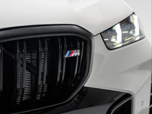 Used 2025 BMW X5 M60i w/ Executive Package image 11