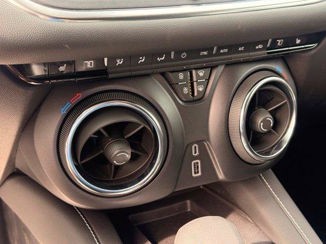 New 2026 Chevrolet Blazer LT w/ Convenience Package FWD image 15
