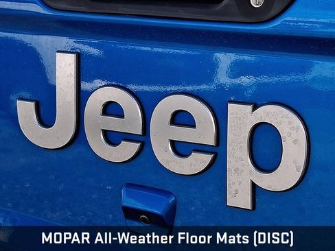Used 2021 Jeep Gladiator Overland AWD/4WD image 25