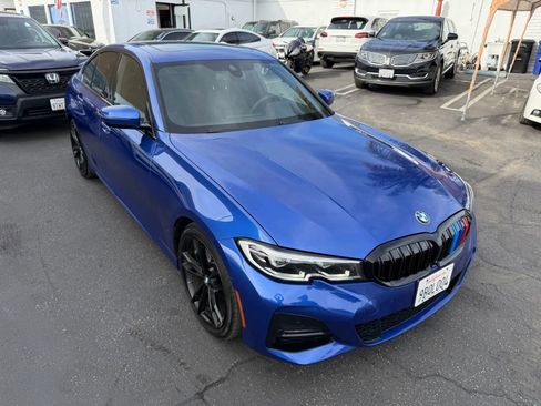 Used 2019 BMW 330i Sedan w/ M Sport Package image 11