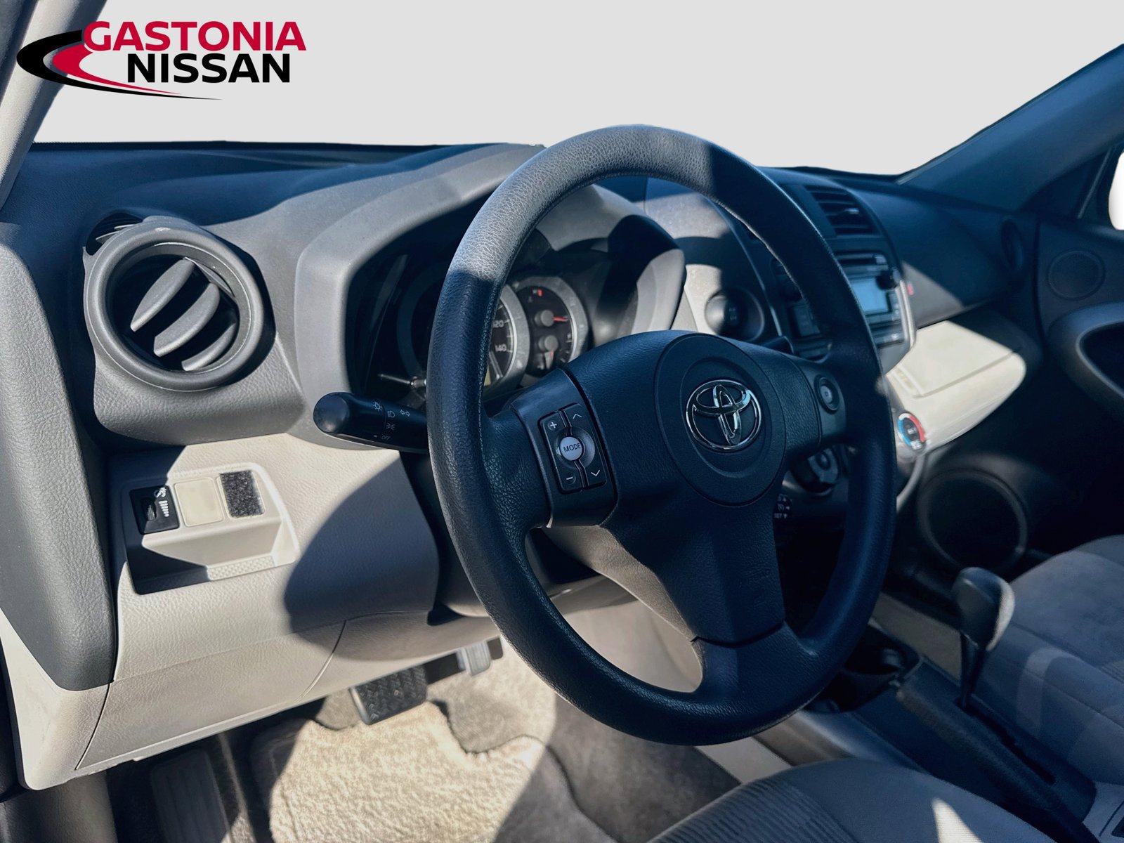 Used 2012 Toyota RAV4 4WD w/ Value Pkg image 11