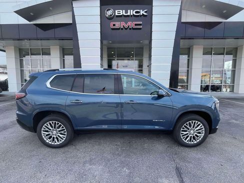 New 2026 GMC Acadia Denali w/ Super Cruise Package image 2