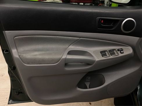 Used 2010 Toyota Tacoma 4x4 Double Cab image 23