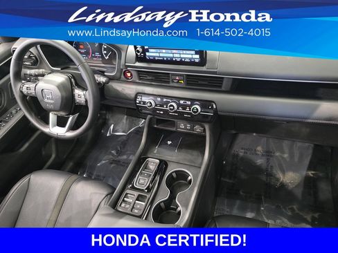 Used 2023 Honda Pilot Touring image 12