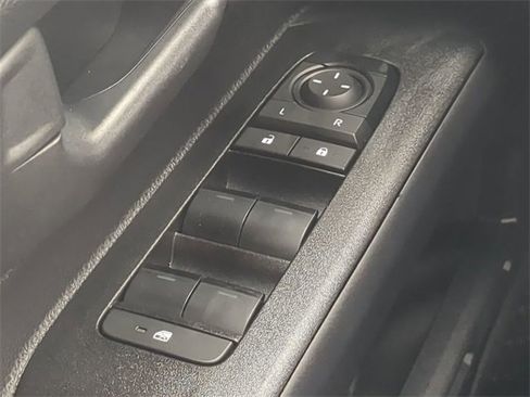 Certified 2025 Toyota 4Runner TRD Off-Road Premium image 23