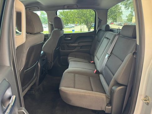 Used 2014 GMC Sierra 1500 SLE w/ SLE Value Package AWD/4WD image 18