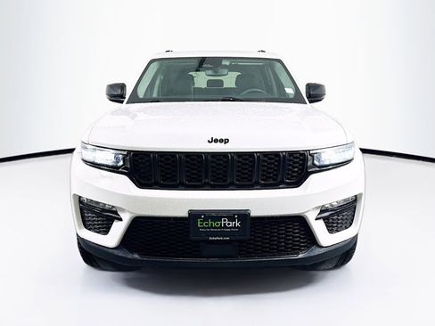 Used 2023 Jeep Grand Cherokee Limited w/ Black Appearance Package image 2