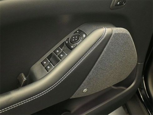 New 2025 Ford Mustang Mach-E Premium image 13