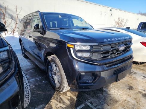 Certified 2025 Ford Expedition Max Active image 1