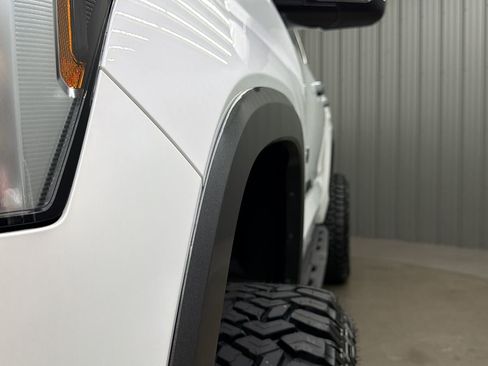 Used 2026 Toyota Tundra Limited AWD/4WD image 13