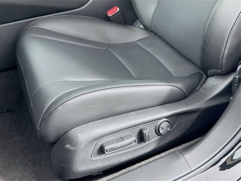 Certified 2025 Honda Accord Touring image 28