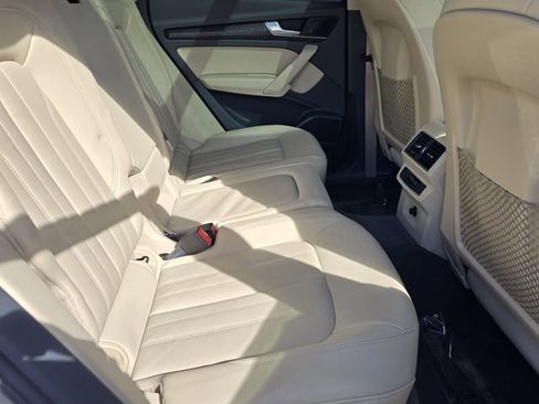 Used 2018 Audi Q5 2.0T Premium Plus w/ Premium Plus Package image 15