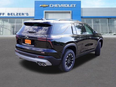New 2026 Chevrolet Traverse Z71 w/ Driver Confidence Package image 3