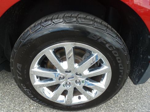 Used 2011 Ford Edge Limited w/ 301A Rapid Spec Order Code FWD image 16