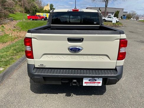 Certified 2024 Ford Maverick Lariat w/ FX4 Off-Road Package AWD/4WD image 8