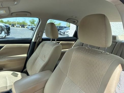Used 2017 Nissan Altima 2.5 S w/ Power Driver Seat Package FWD image 11