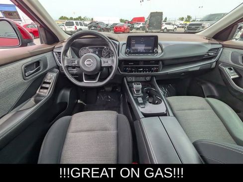 Used 2021 Nissan Rogue S FWD image 12