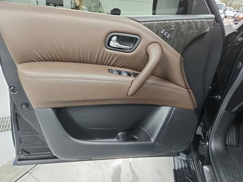 Used 2023 Nissan Armada Platinum w/ Captain's Chairs Package RWD image 22