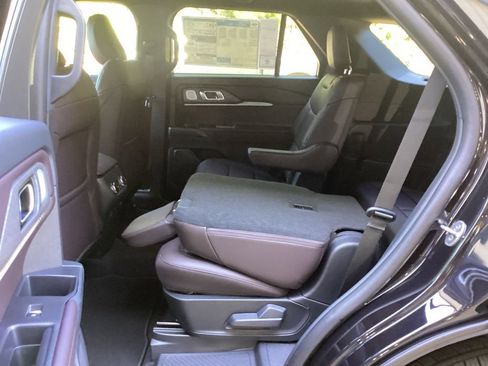 New 2026 Ford Explorer Platinum RWD image 52