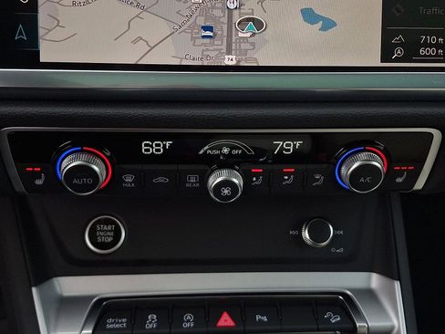 Used 2025 Audi Q3 2.0T Premium Plus w/ Premium Plus Package image 16