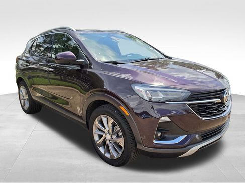 Used 2020 Buick Encore GX Essence w/ Experience Buick Package FWD image 4
