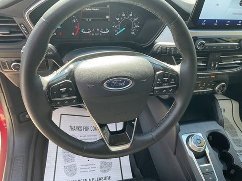 Certified 2022 Ford Escape SEL image 13