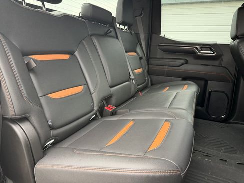 Used 2024 GMC Sierra 1500 AT4 AWD/4WD image 25