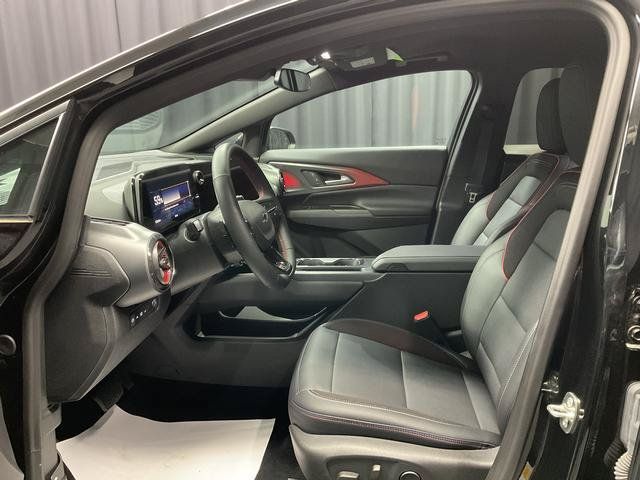 Used 2025 Chevrolet Equinox EV RS AWD/4WD image 10