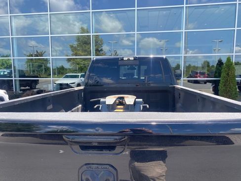 Used 2022 RAM 3500 Laramie w/ Night Edition AWD/4WD image 19