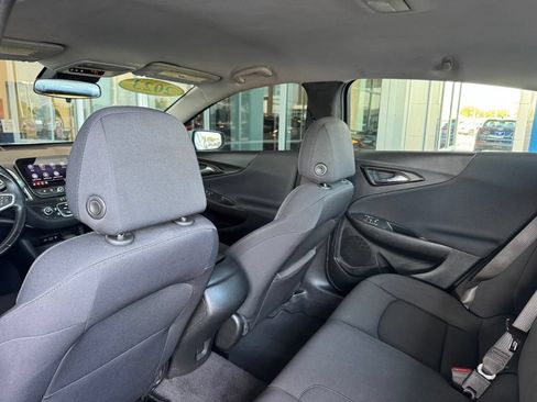 Used 2023 Chevrolet Malibu RS FWD image 19
