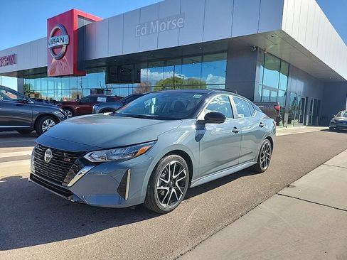 New 2025 Nissan Sentra SR w/ SR Premium Package FWD image 1