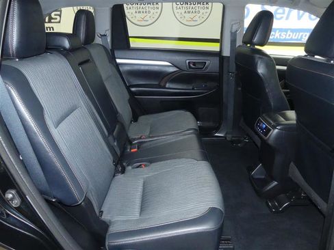 Used 2019 Toyota Highlander Plus image 21