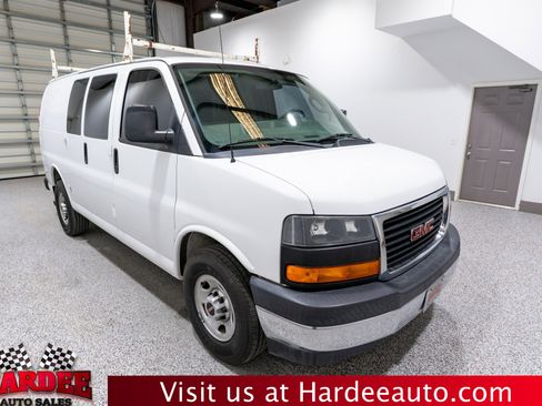 Used 2017 GMC Savana 2500 image 6