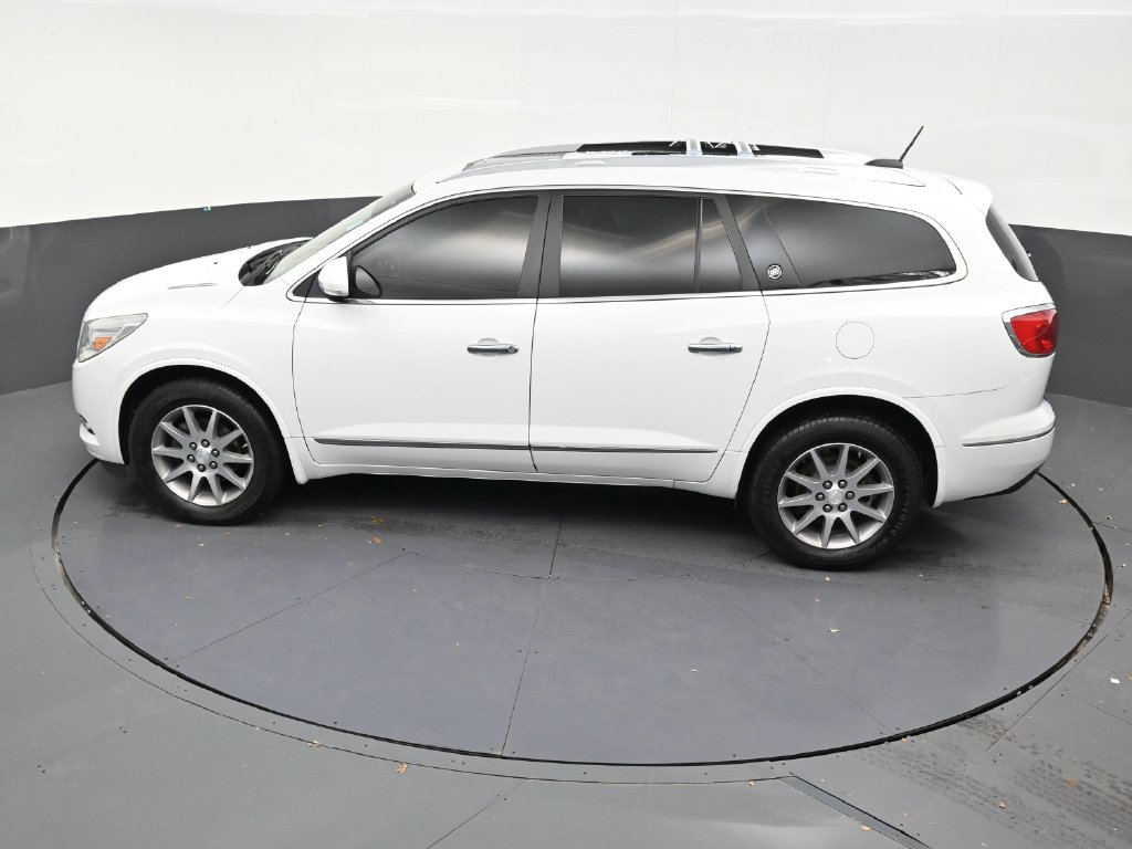 Used 2017 Buick Enclave Leather FWD image 13