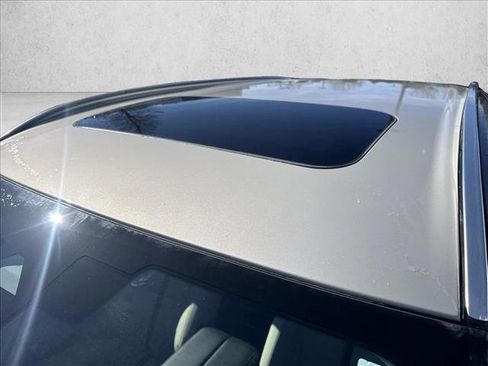 Used 2024 MAZDA CX-90 Plug-In Hybrid w/ Preferred image 8