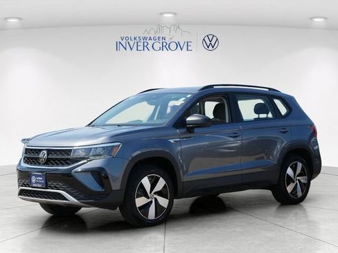 Certified 2024 Volkswagen Taos S AWD/4WD image 3