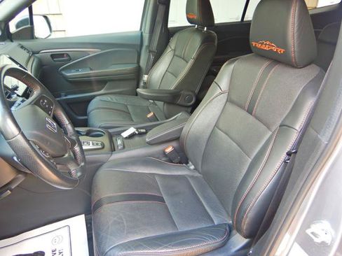 Used 2022 Honda Pilot TrailSport image 14