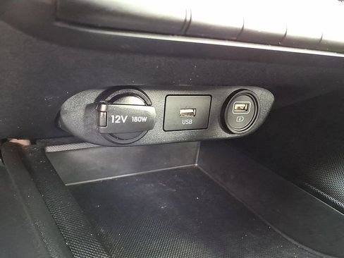 Used 2023 Hyundai Elantra SEL image 29