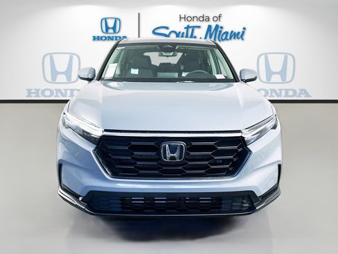 Used 2025 Honda CR-V LX image 2