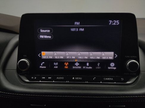 Used 2023 Nissan Rogue SV AWD/4WD image 25