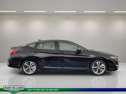Used 2020 Honda Clarity Plug-In Hybrid image 2
