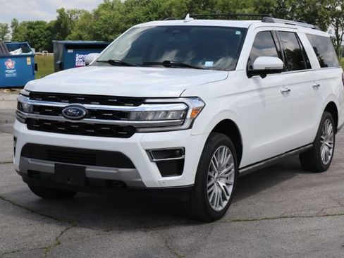 Used 2023 Ford Expedition Max Limited AWD/4WD image 2