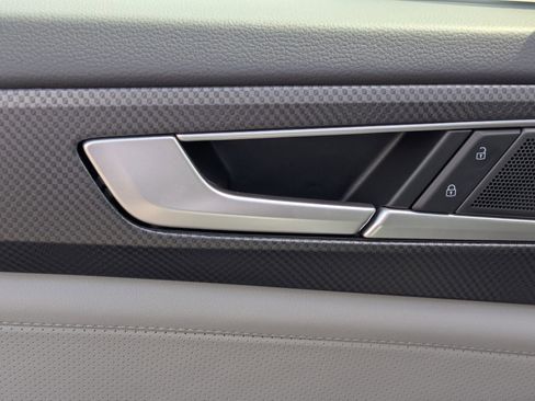 New 2026 Volkswagen Atlas Peak Edition image 12