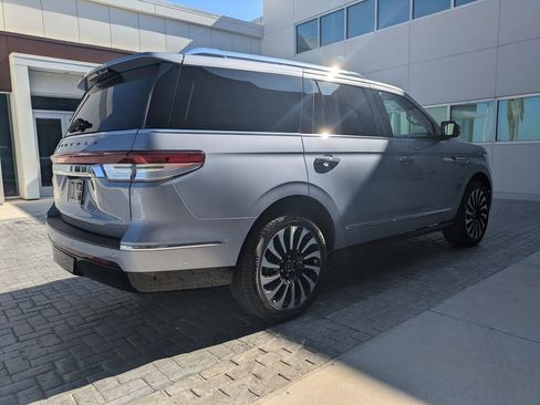 Certified 2022 Lincoln Navigator Black Label AWD/4WD image 5