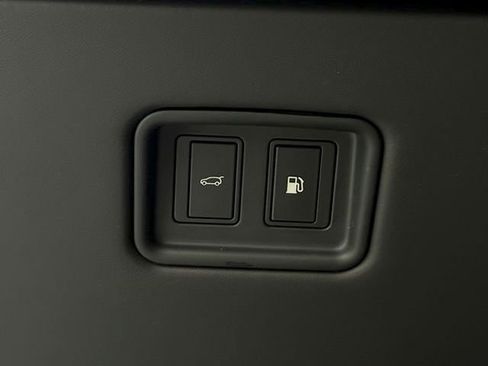 Certified 2025 Land Rover Range Rover Sport Dynamic SE AWD/4WD image 41