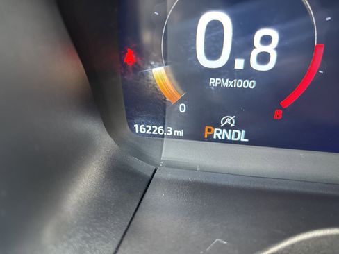 Used 2025 Ford Explorer ST-Line w/ ST-Line Street Pack image 22