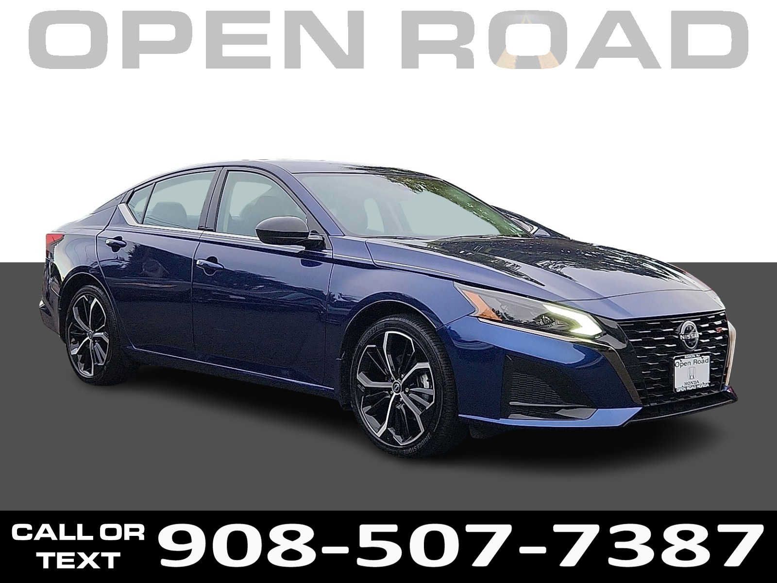 Used 2023 Nissan Altima 2.5 SR FWD image 1