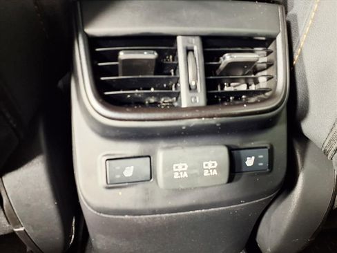 Used 2022 Subaru Outback Wilderness image 11