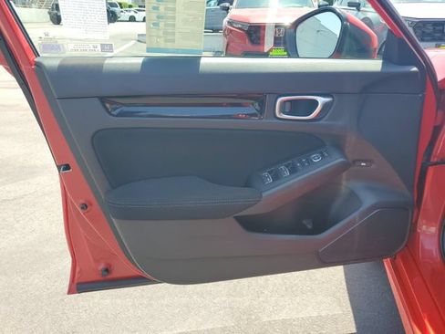 Certified 2022 Honda Civic EX image 19