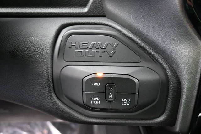 New 2027 RAM 3500 Big Horn AWD/4WD image 28